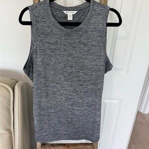 Athleisure Classic lightweight Athleta Charcoal Heather Muscle Tee XL